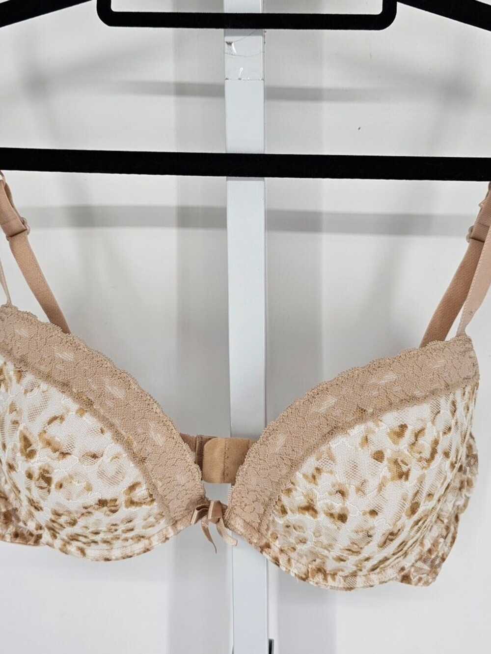 La Senza Womens Sz 36C Lightly Padded T Shirt Bra Beige Leopard Print Lace